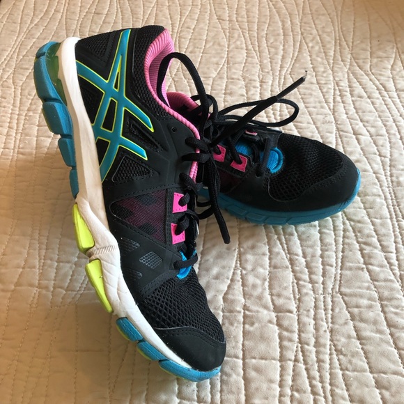 asics fluid axis